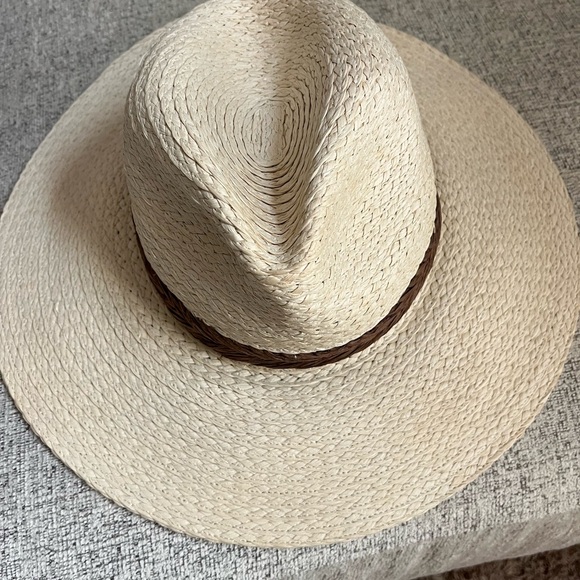 Hat - Picture 5 of 5